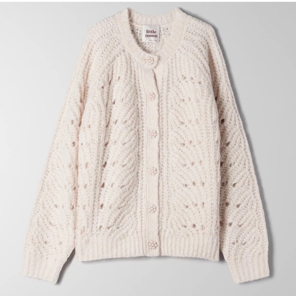 Aritzia Sweaters - Aritzia Little Moon Rosella Sweater Pearl Button